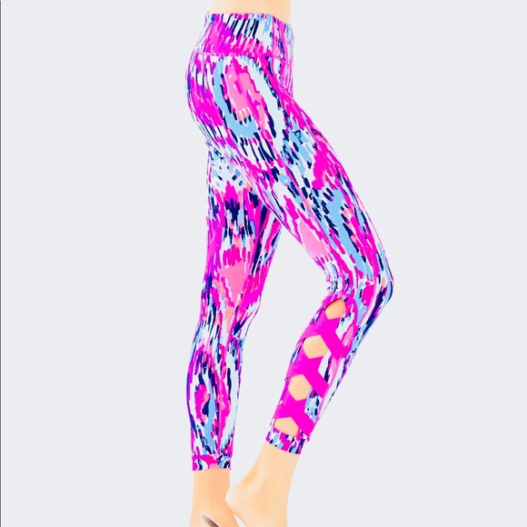 Lilly Pulitzer Pants - Lilly Pulitzer luxletic Cailler leggings L